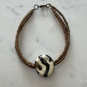 Elegant Gold and Black Vintage Beaded Bracelet